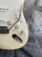 Amazing Fender Stratocaster ST-57 362 CIJ - Yellow Cream - N Serial