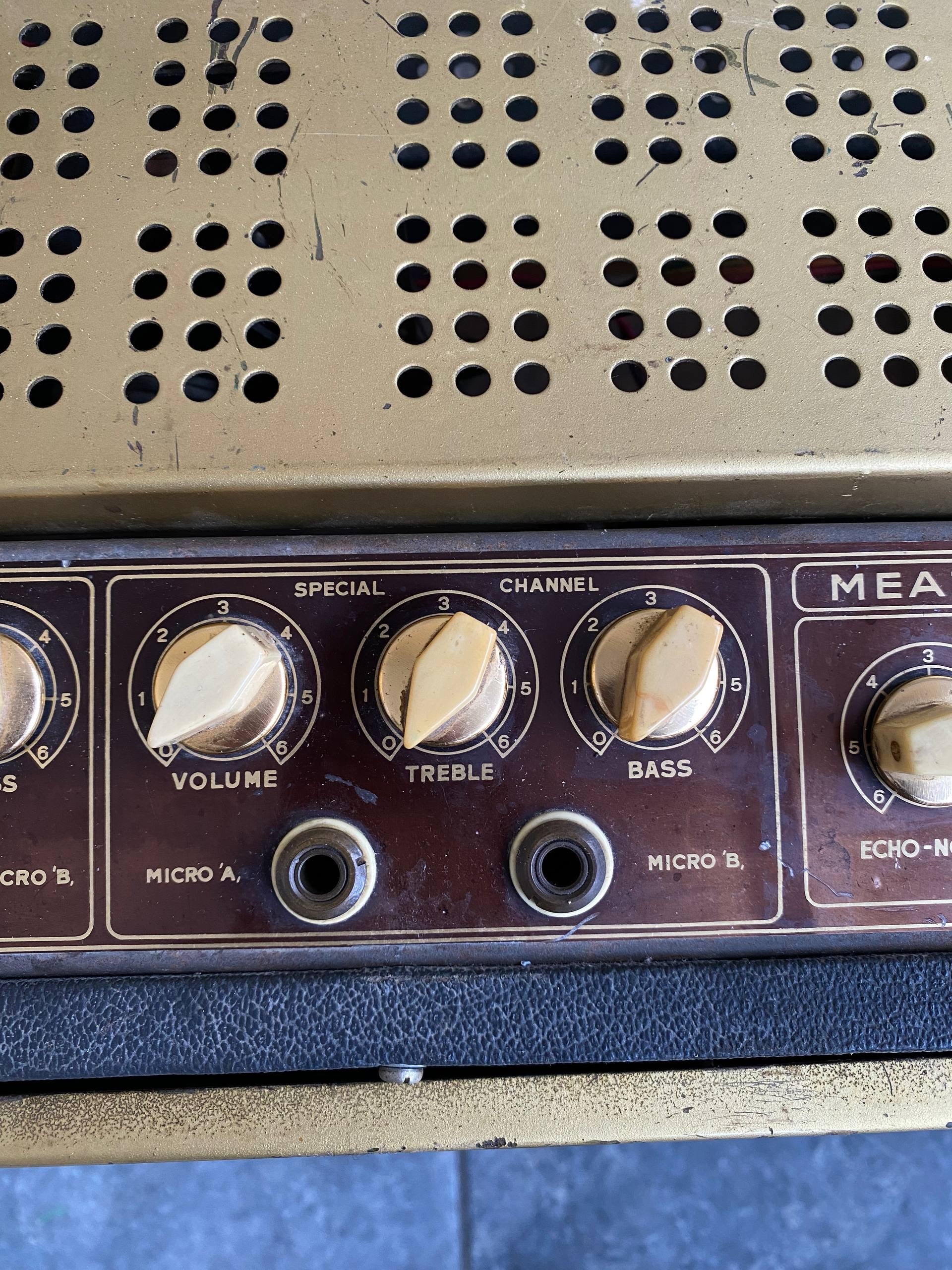 Meazzi Olimpia 40 Amplifier – Made in Italy – Built-in Tape Echo – Fully Working.