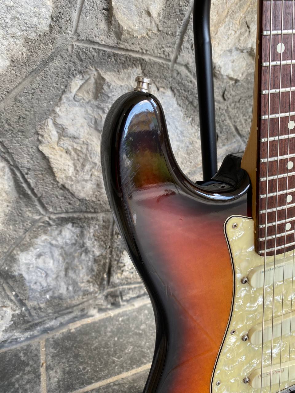 1993 Fender Stratocaster Strat Plus - 40th Anniversary - Sunburst w/ Rosewood Fretboard & Original Silver Logo Hardcase — image 6
