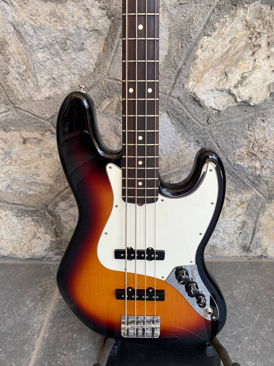 Fender Standard Jazz Bass (2016, Sunburst) — Made in Mexico, Original with Hang Tag & Fender Card + Video Demo