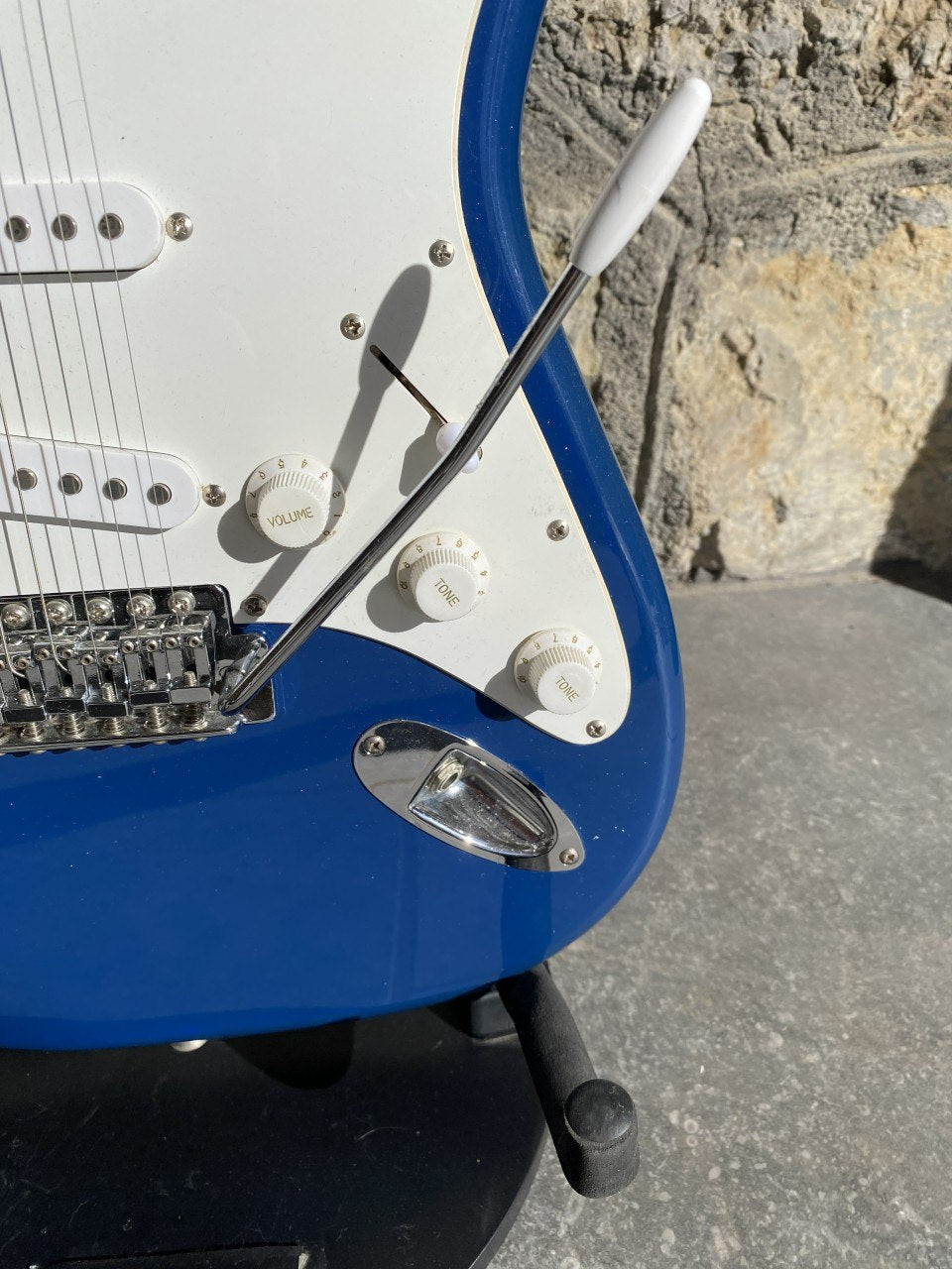 Squier Affinity Stratocaster — Blue Finish, Large Headstock, Rosewood Fretboard, SSS (As-Is Partscaster) + Video Demo