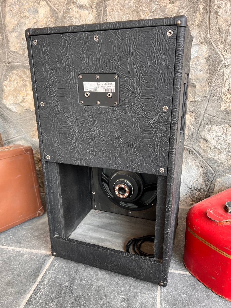 Dv Mark C212V Neoclassic Cabinet