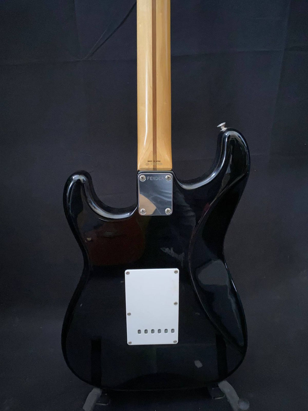 1987 Fender Japan E-Serial Eric Clapton Style– Black / Maple Neck
