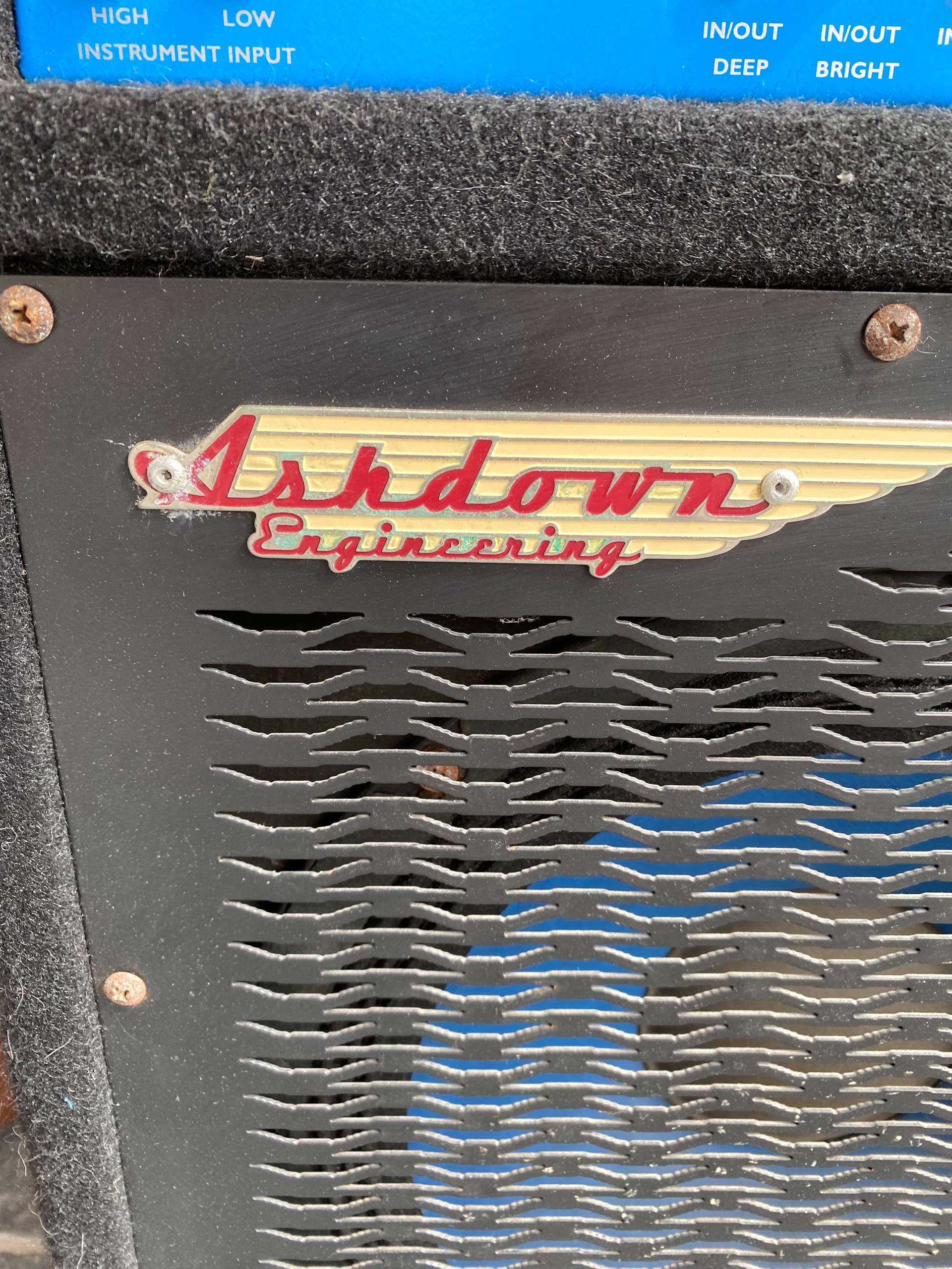 Ashdown Electric Blue EB12-180 Bass Amplifier – Excellent Condition – Demo Video