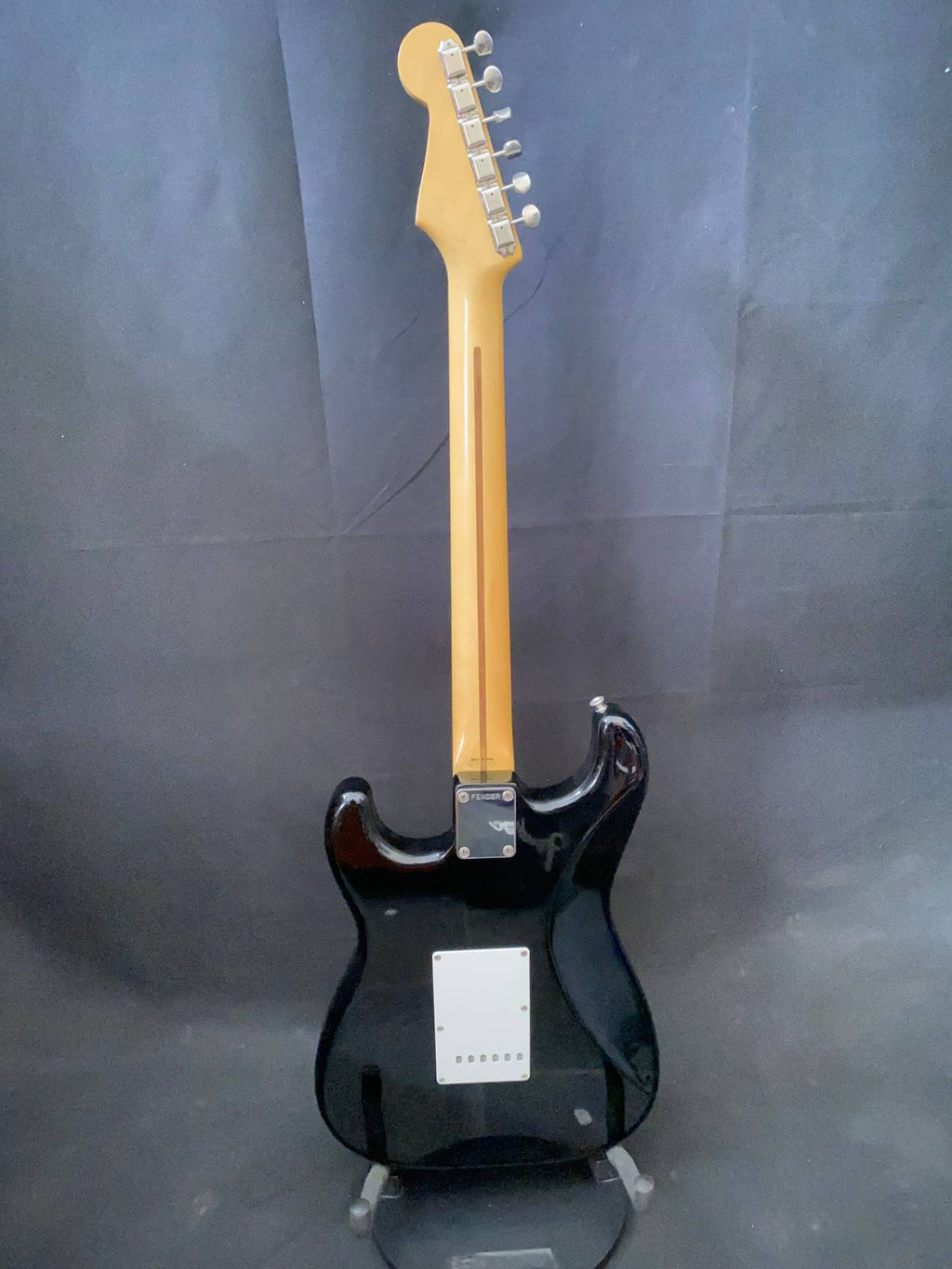 1987 Fender Japan E-Serial Eric Clapton Style– Black / Maple Neck