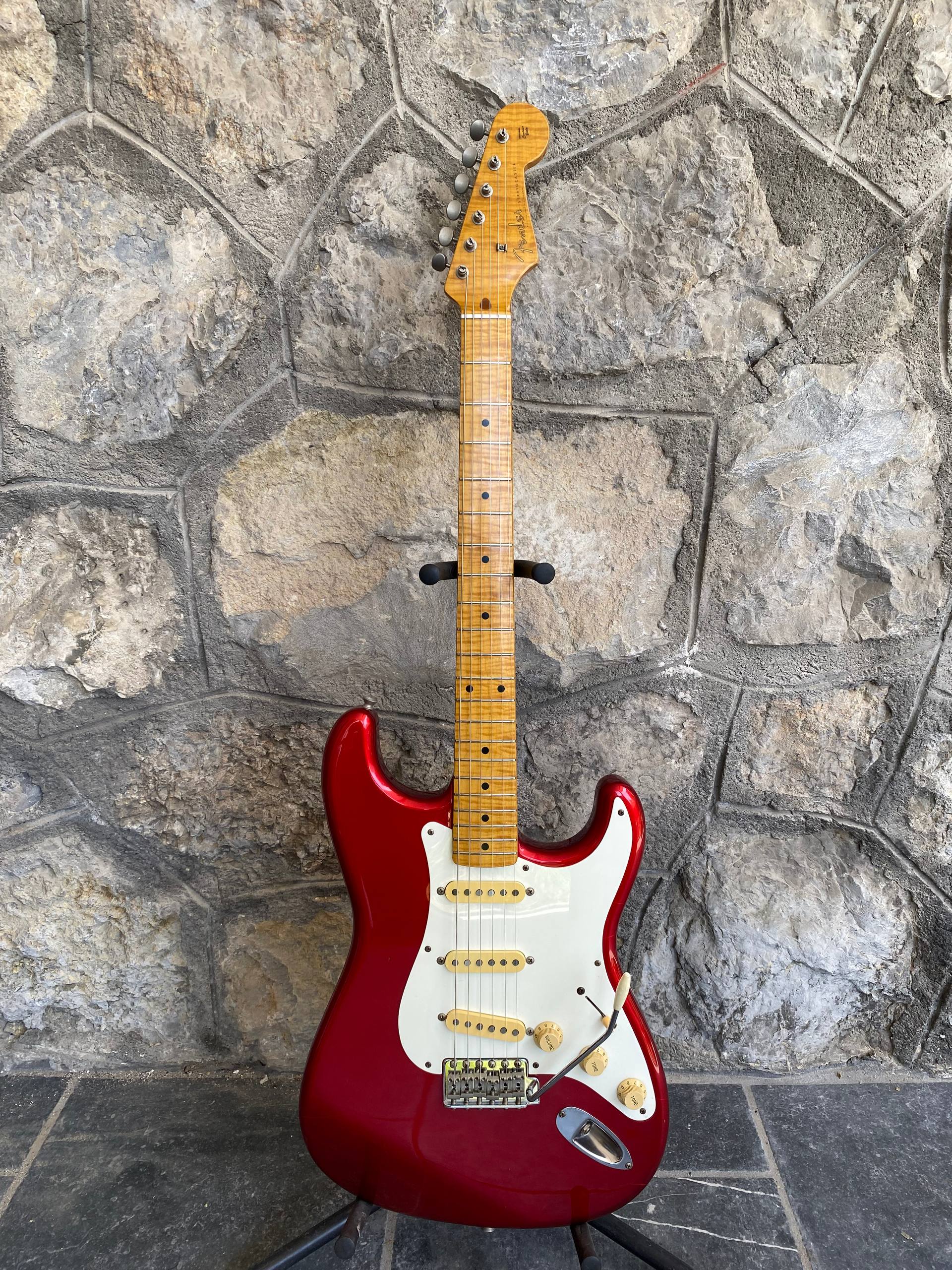 Fender Stratocaster ST-57AS 40th Anniversary - Candy Apple Red - Foto Flame (1994)