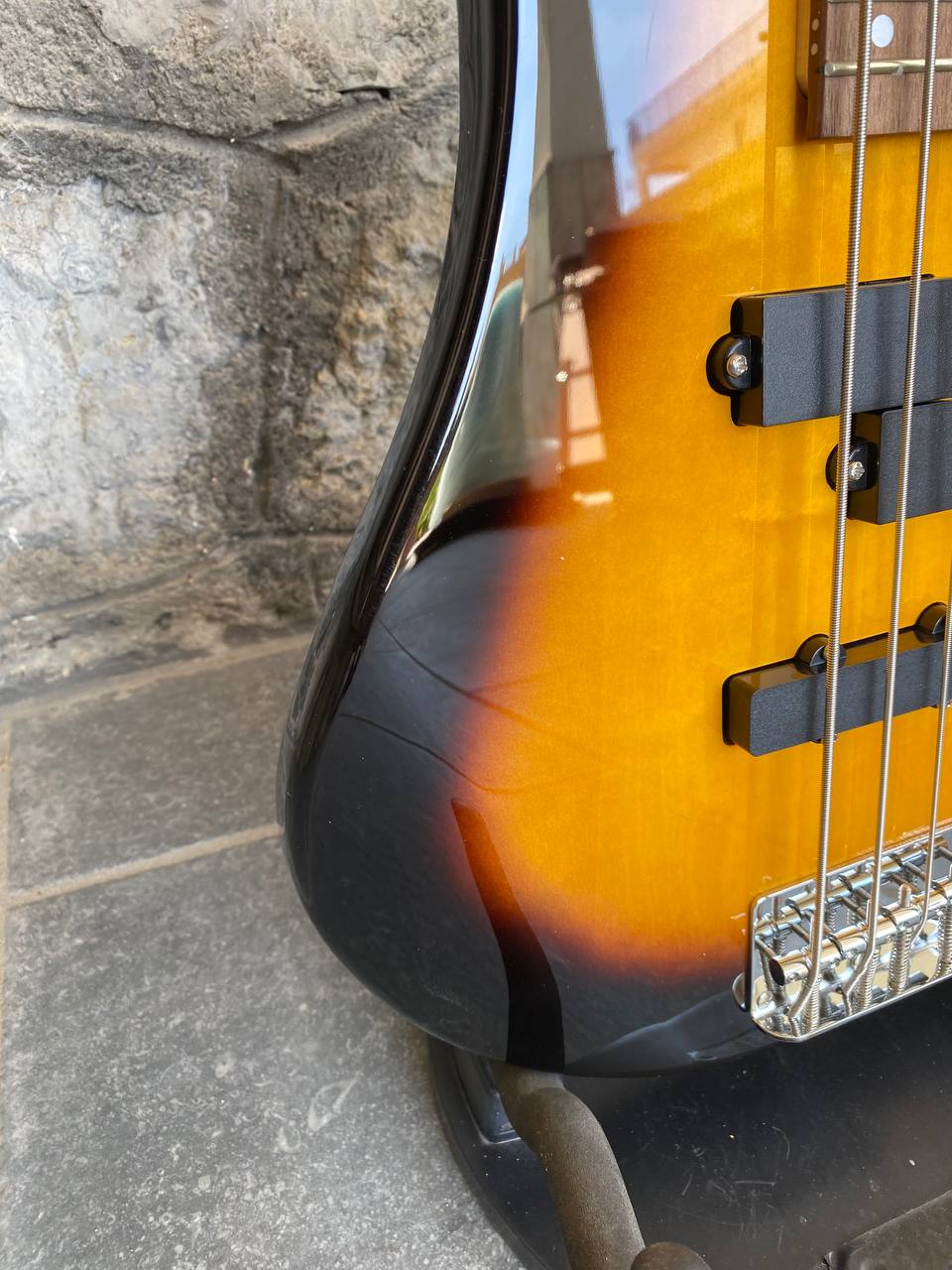 Vision JB8 Electric Bass Guitar (Sunburst) — PJ Pickup Configuration, Brand New + Video Demo