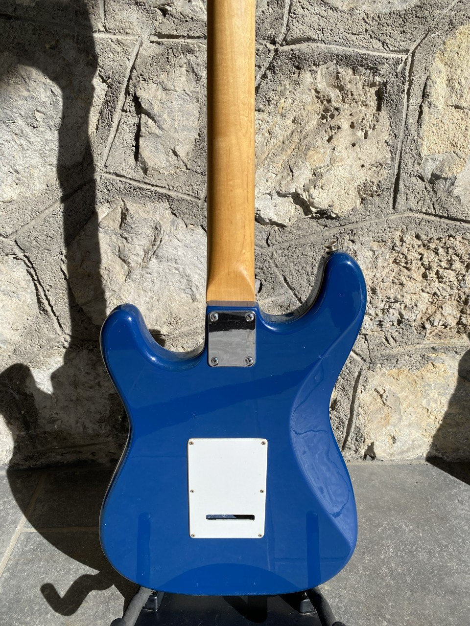 Squier Affinity Stratocaster — Blue Finish, Large Headstock, Rosewood Fretboard, SSS (As-Is Partscaster) + Video Demo