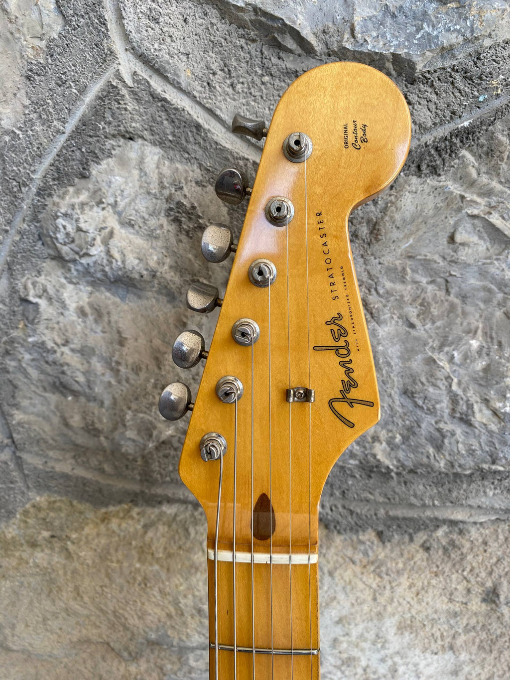 Amazing Fender Stratocaster ST-57 362 CIJ - Yellow Cream - N Serial