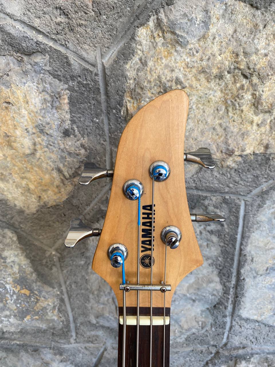 Yamaha RBX170 Electric Bass Guitar (Metallic Red / Car) — PJ Pickup Configuration, 24 Frets, Rosewood Fretboard + Video Demo