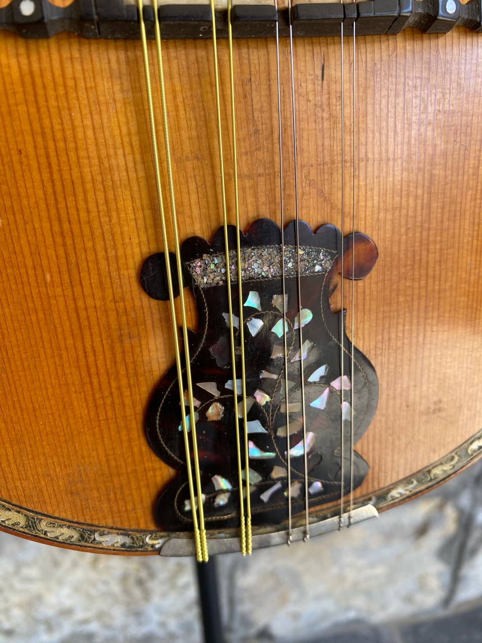 Antique Italian Neapolitan Bowl-Back Mandolin - Ozelli - Late 19th / Early 20th Century with case