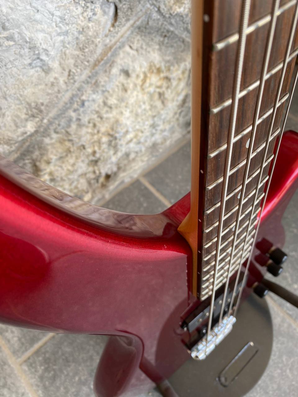 Yamaha RBX170 Electric Bass Guitar (Metallic Red / Car) — PJ Pickup Configuration, 24 Frets, Rosewood Fretboard + Video Demo