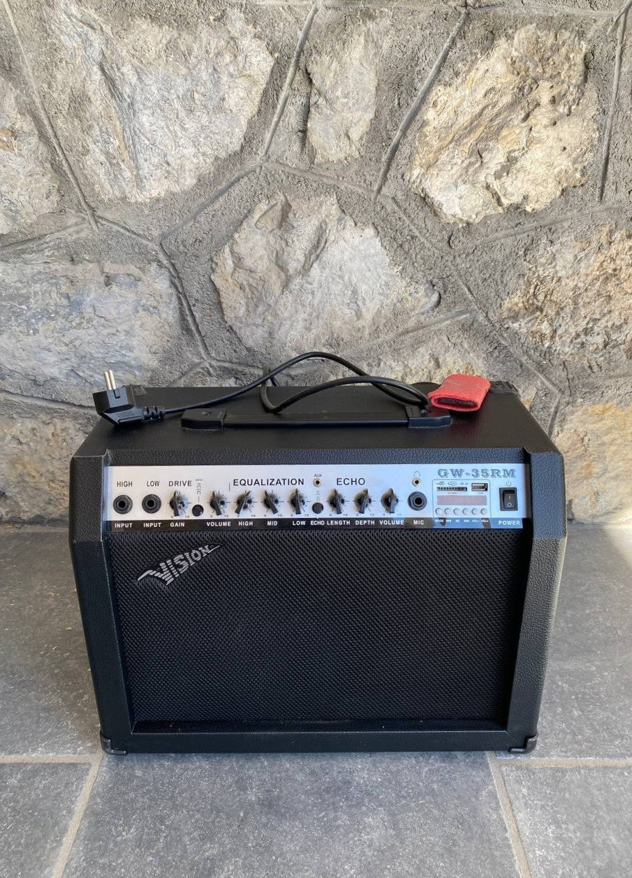Vision GW-35RM Guitar Amplifier — Built-in Overdrive & Echo Effects, Excellent Condition + Video Demo