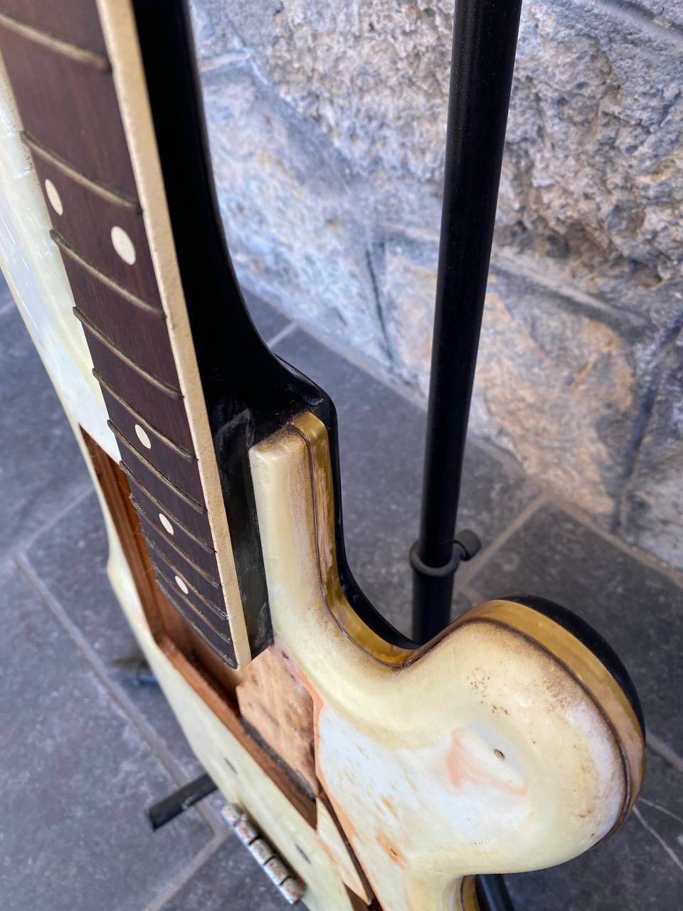 Vintage Layolo Bass (Made in Italy) - Pearloid Body - Restoration Project