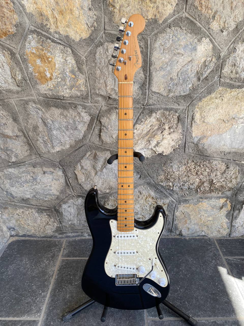1997 Fender American Standard Stratocaster - Black Maple Neck - w/ Original Red Logo Case & Fender Card — image 2