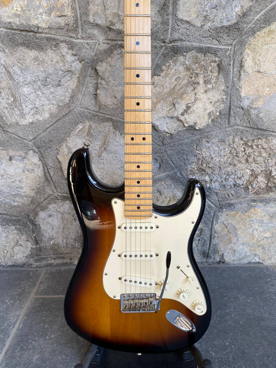 Fender American Special Stratocaster 2009, Sunburst - Maple Neck, Factory Texas Special Pickups, Completely Original + Video Demo
