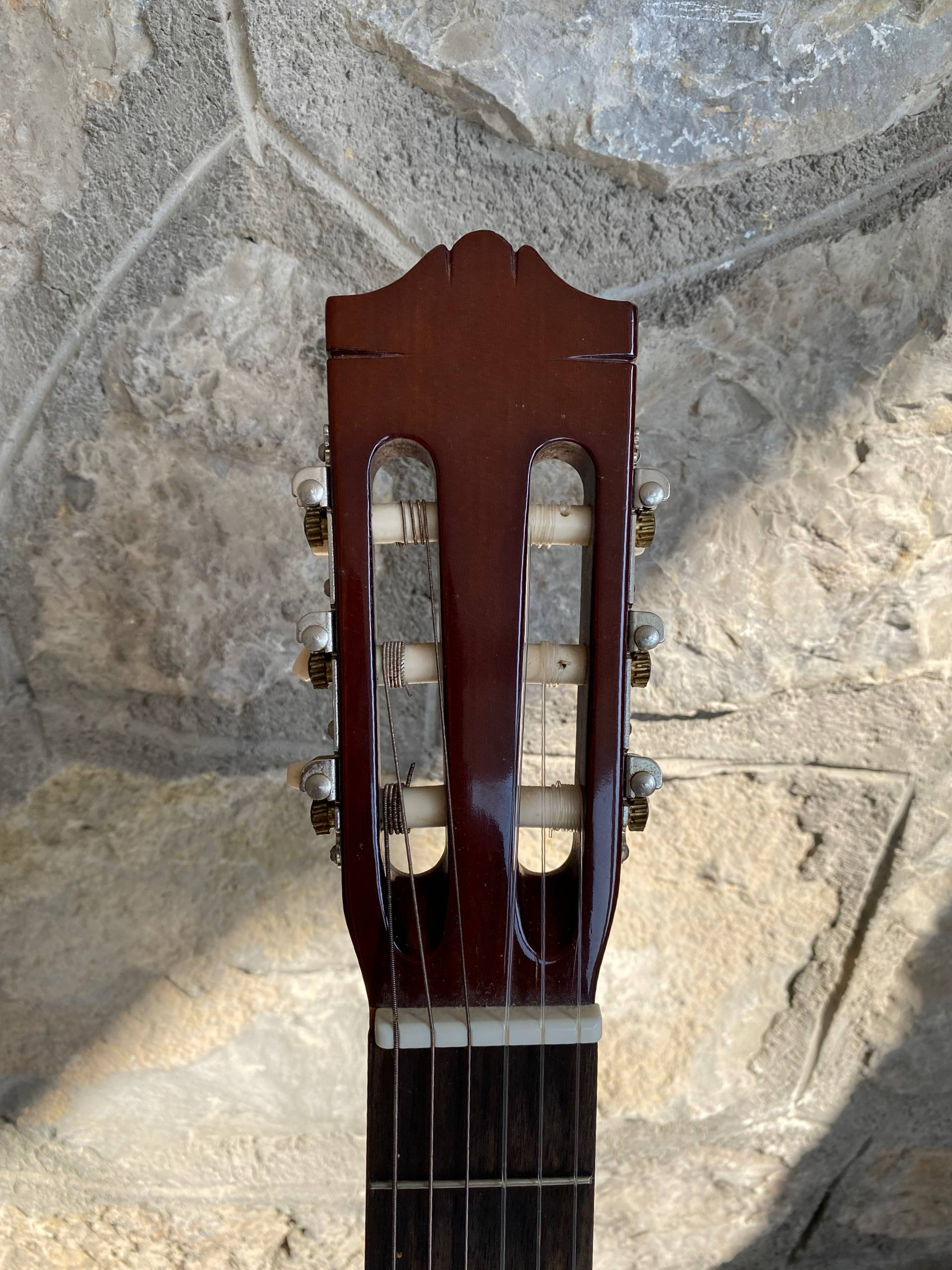 Classical guitar Yamaha C40 Made in Indonesia