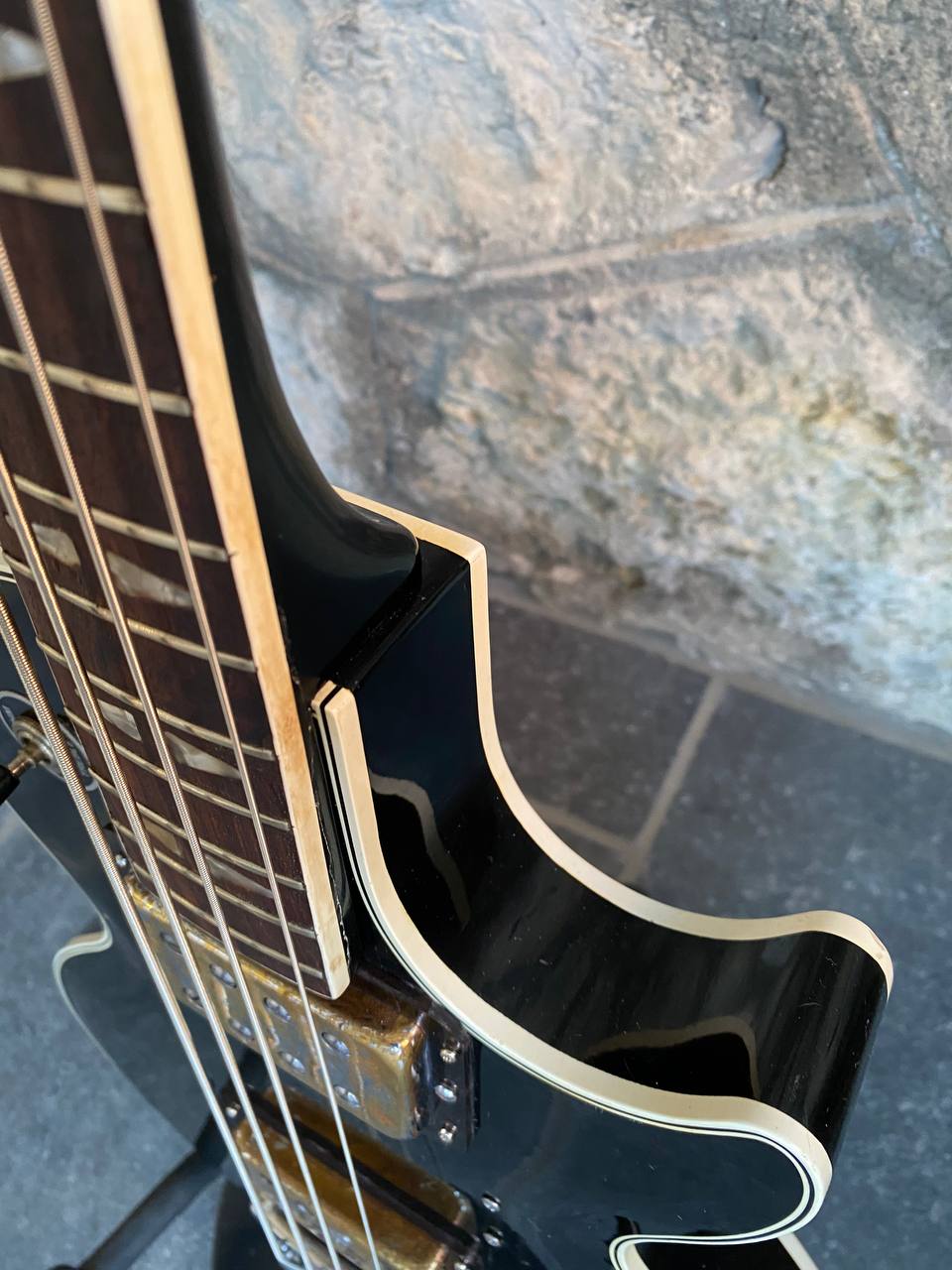 Vintage and rare 1970s Elli Sound Crucianelli Custom Bass – Made in Italy (Dual Humbuckers & Phase Switch, Good Condition)
