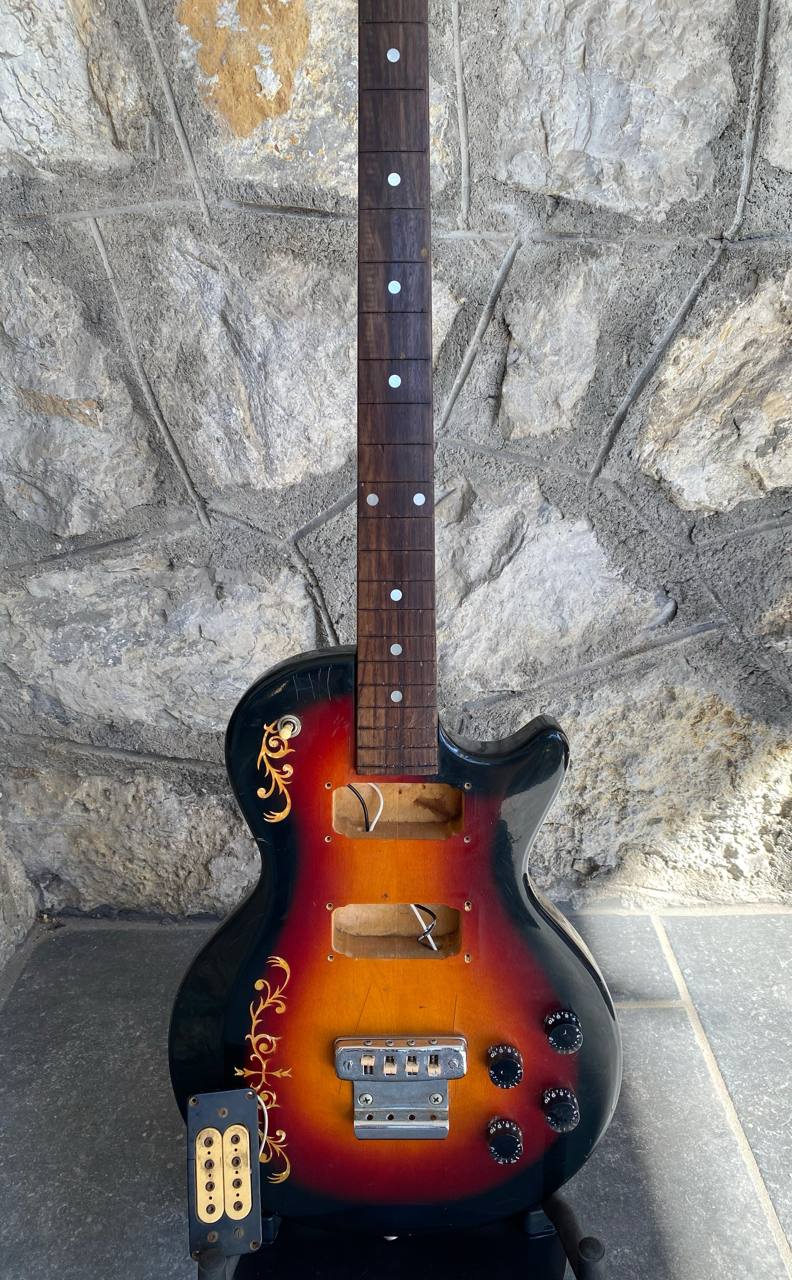 Vintage 1980 Eko B33 Fretless Bass (Sunburst) — Floral Inlays, Single Pickup, Restoration Project