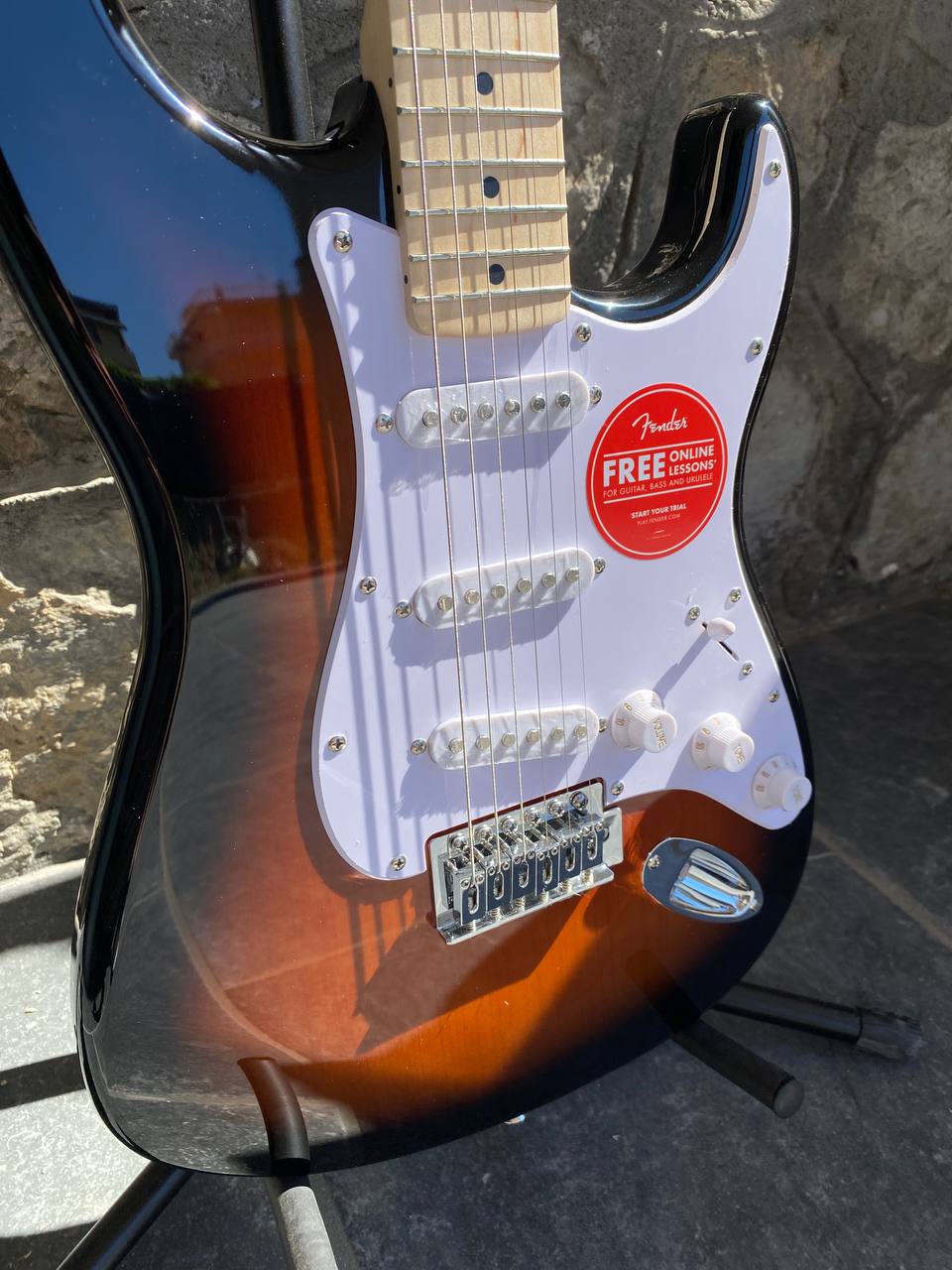 Squier Sonic Stratocaster - 2-Color Sunburst - Maple Neck - Excellent Condition