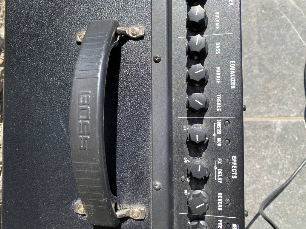 Boss Katana-100/212 MkII 100-Watt 2x12″ Modeling Guitar Amplifier