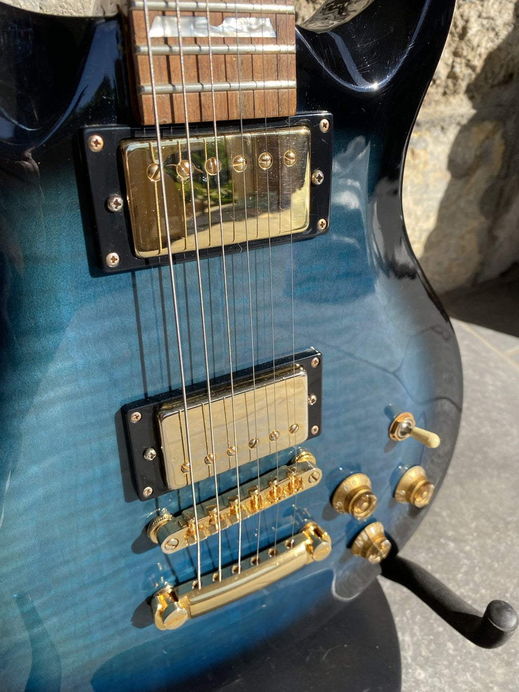 Parkson’s Professional 24-Fret Electric Guitar (Made in Korea) — Blueburst Flame Top, Gold Hardware + Video Demo