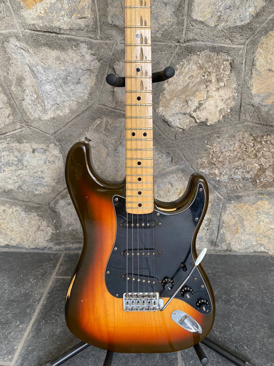 Fender Stratocaster 1979 - Brownburst - 100% Original - Maple Neck - W/ Polverini Hardcase