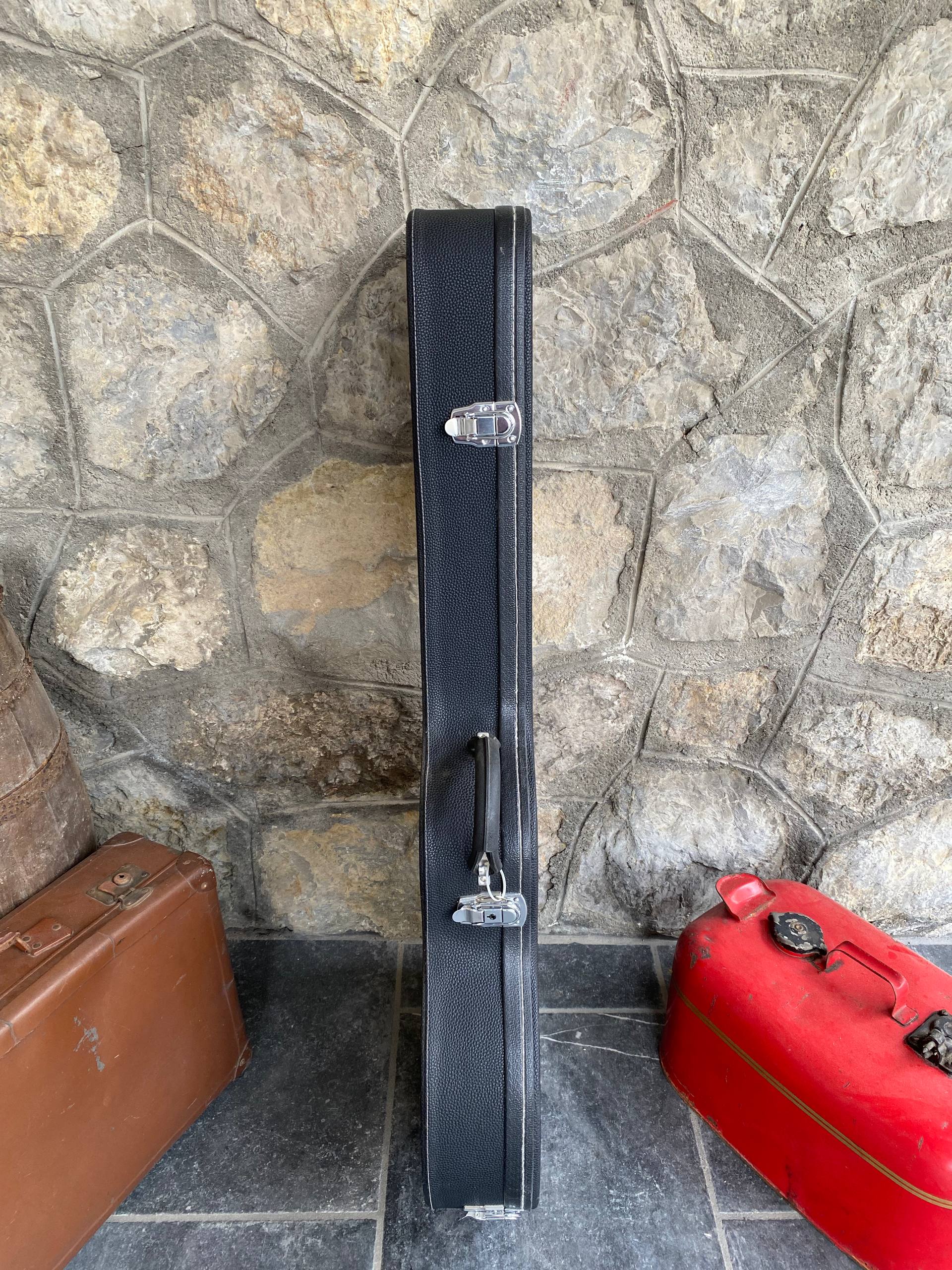 Hard Case for Semi Hollow Body Guitars