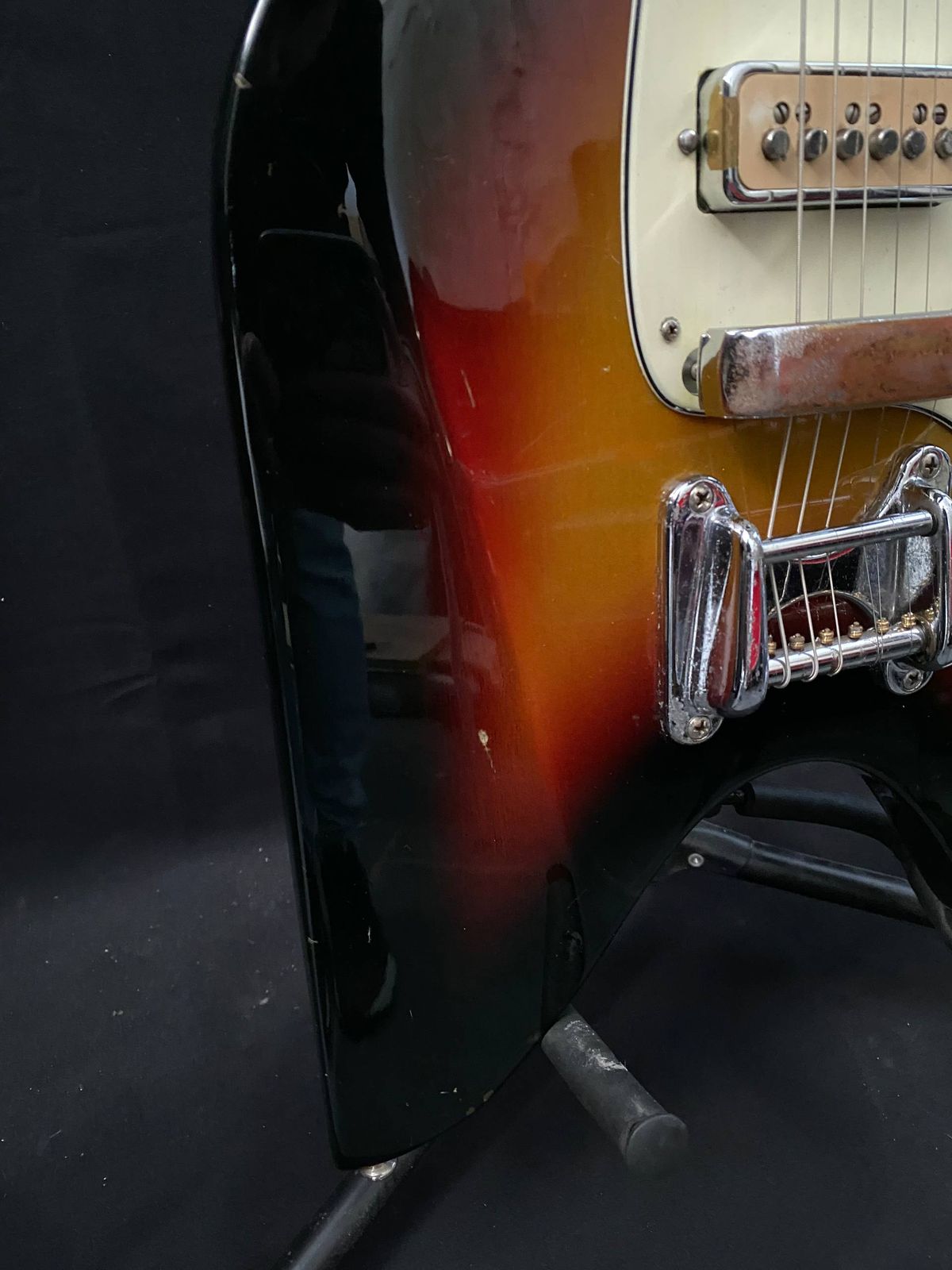 Superb 1965 Eko Rokes  Sunburst with hard case