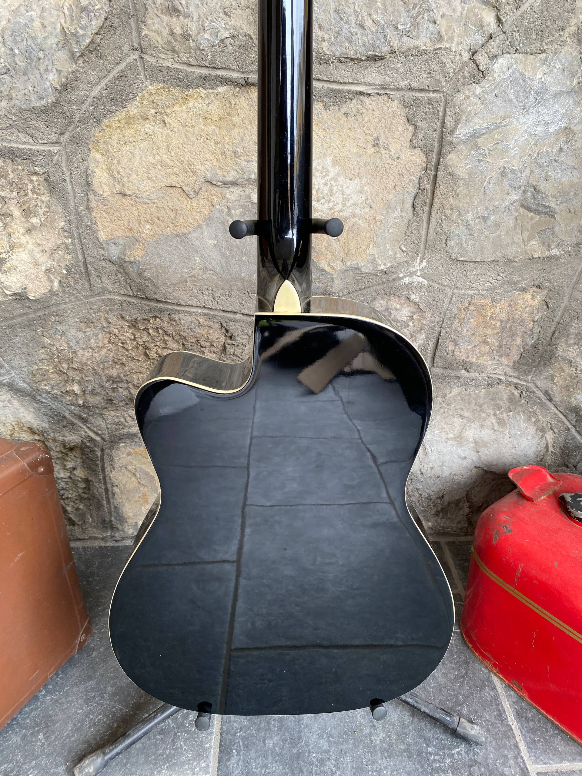 Custom Hand-Painted Classical Guitar – “Sonic” Design, Cutaway Model with 3-Band Preamp