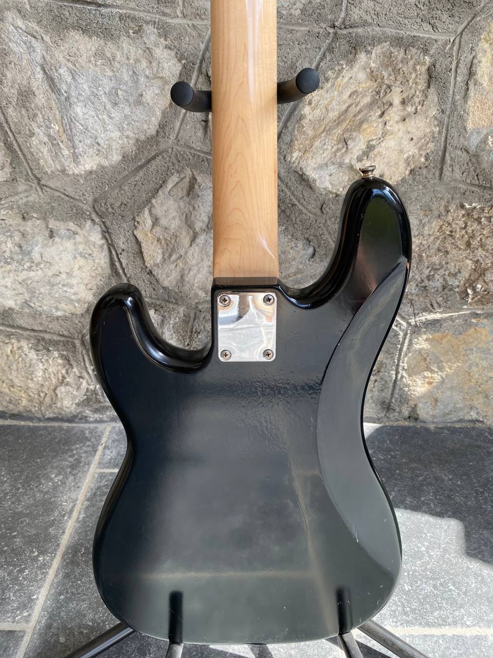 2009 Fender Highway One Precision Bass - Black Nitrocellulose Finish w/ Tortoise & Original White Pickguards — image 12