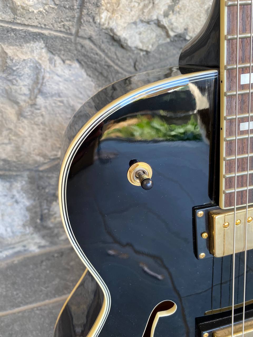 Stagg Custom Semi-Acoustic Guitar – ES-175 Style (Gold Hardware & Block Inlays)