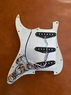 Fender American Standard Stratocaster Fully Loaded Pickguard (1988-2000) - Original Electronics
