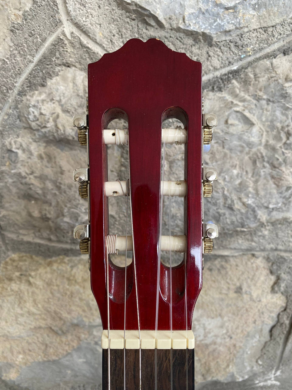 Tenson Classic Student Pro 4/4 with EQ Concert