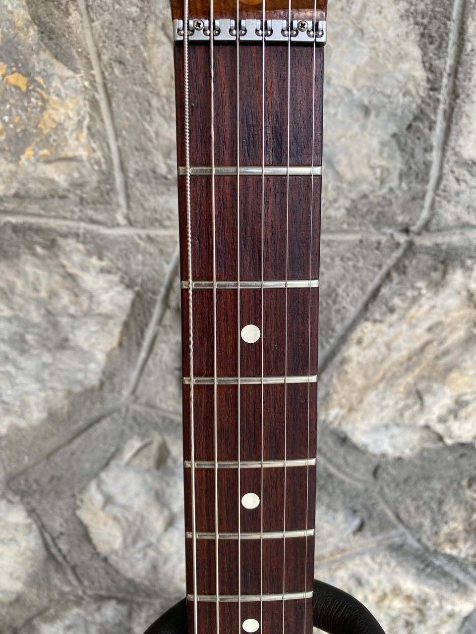 1993 Fender Stratocaster Strat Plus - 40th Anniversary - Sunburst w/ Rosewood Fretboard & Original Silver Logo Hardcase — image 8