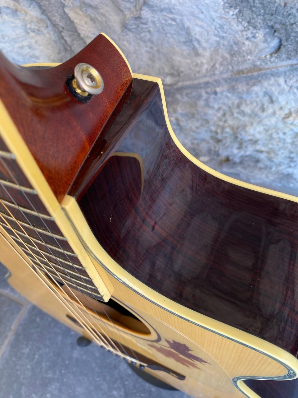 Crafter AL-Rose Plus 45th Anniversary “Autumn Leaves” – Made in Korea 2018 with Hard Case