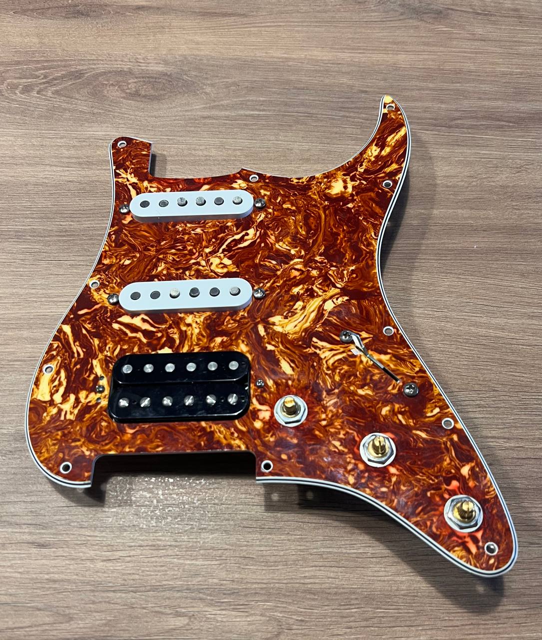 2x Fender Custom 69 Pickups neck and middle