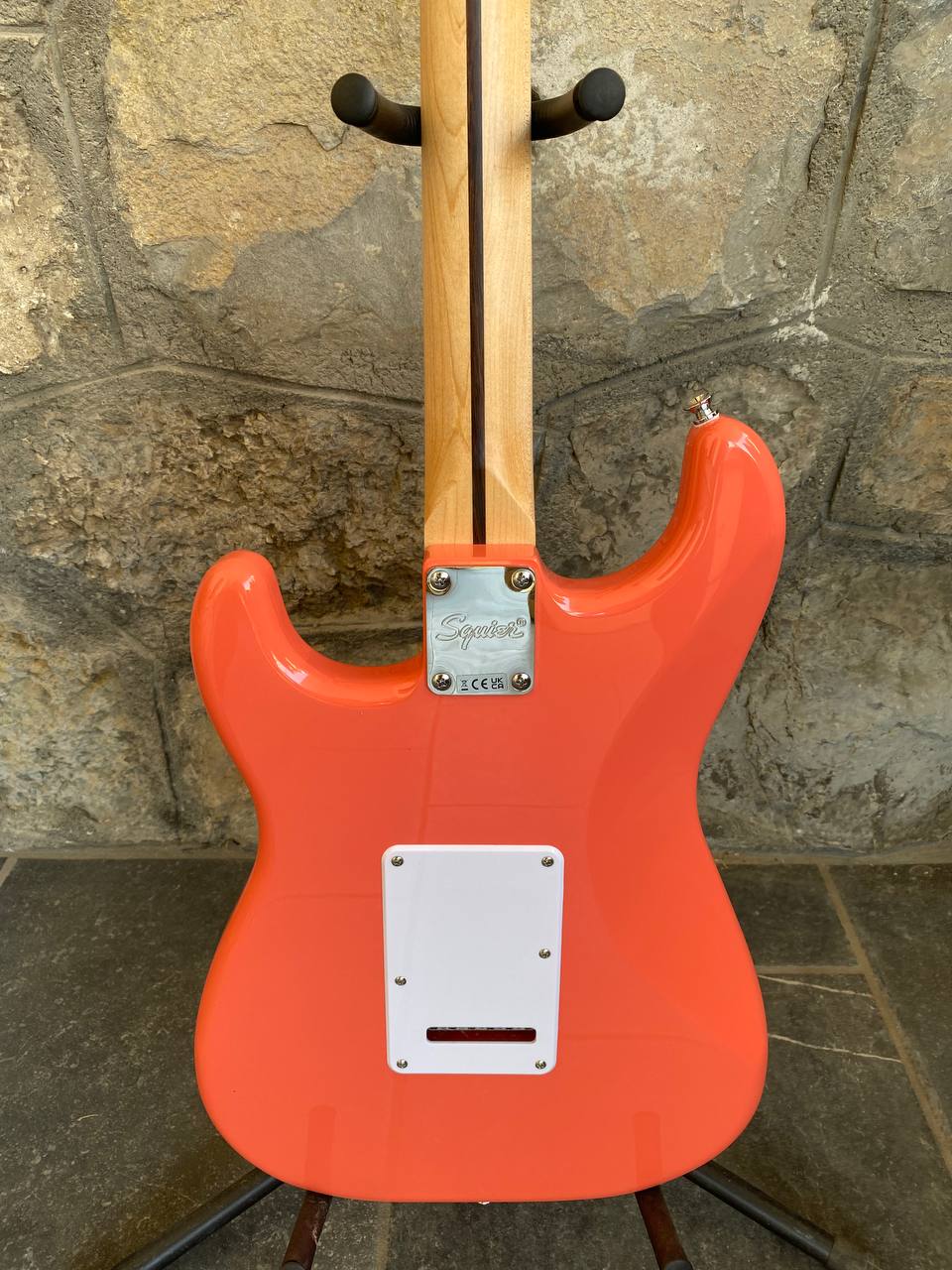 Squier Sonic Strat HSS TCoral