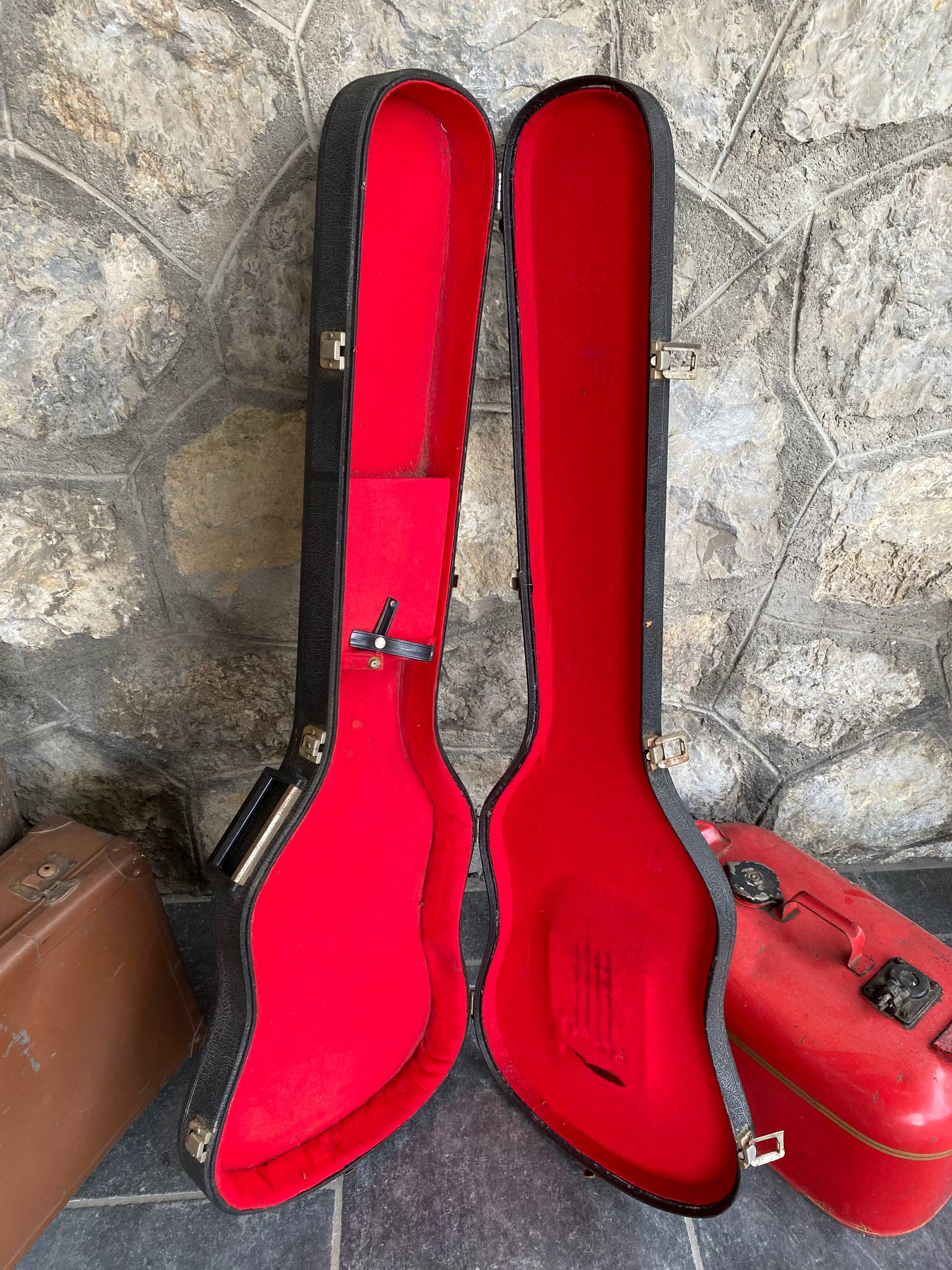 Vintage Bass Les Paul Shaped Hard Case Made in Italy