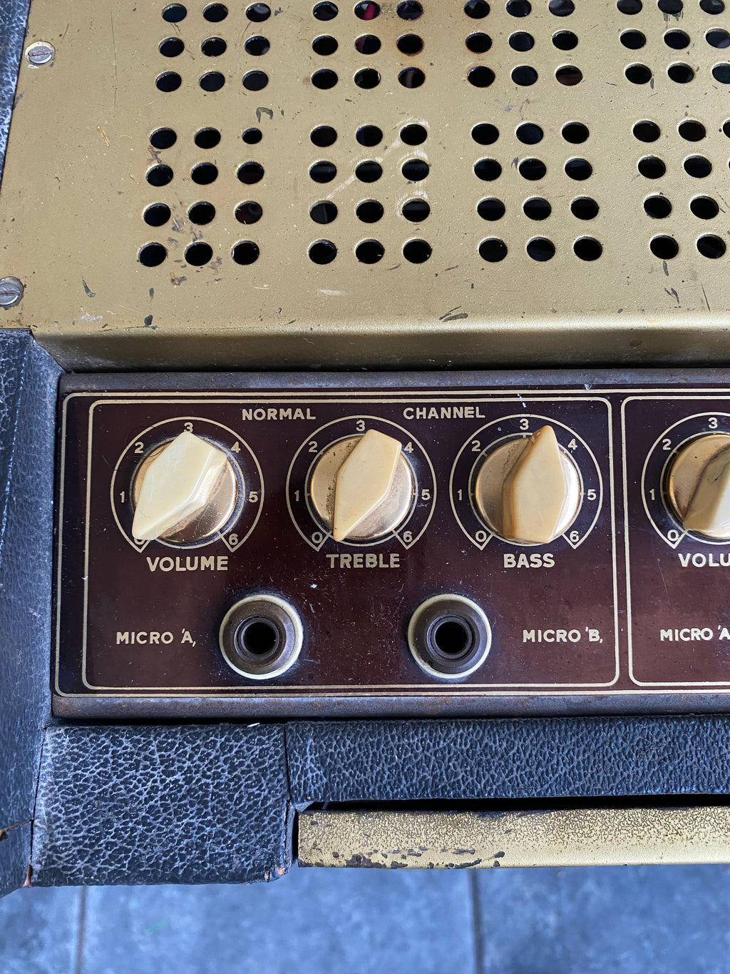 Meazzi Olimpia 40 Amplifier – Made in Italy – Built-in Tape Echo – Fully Working.