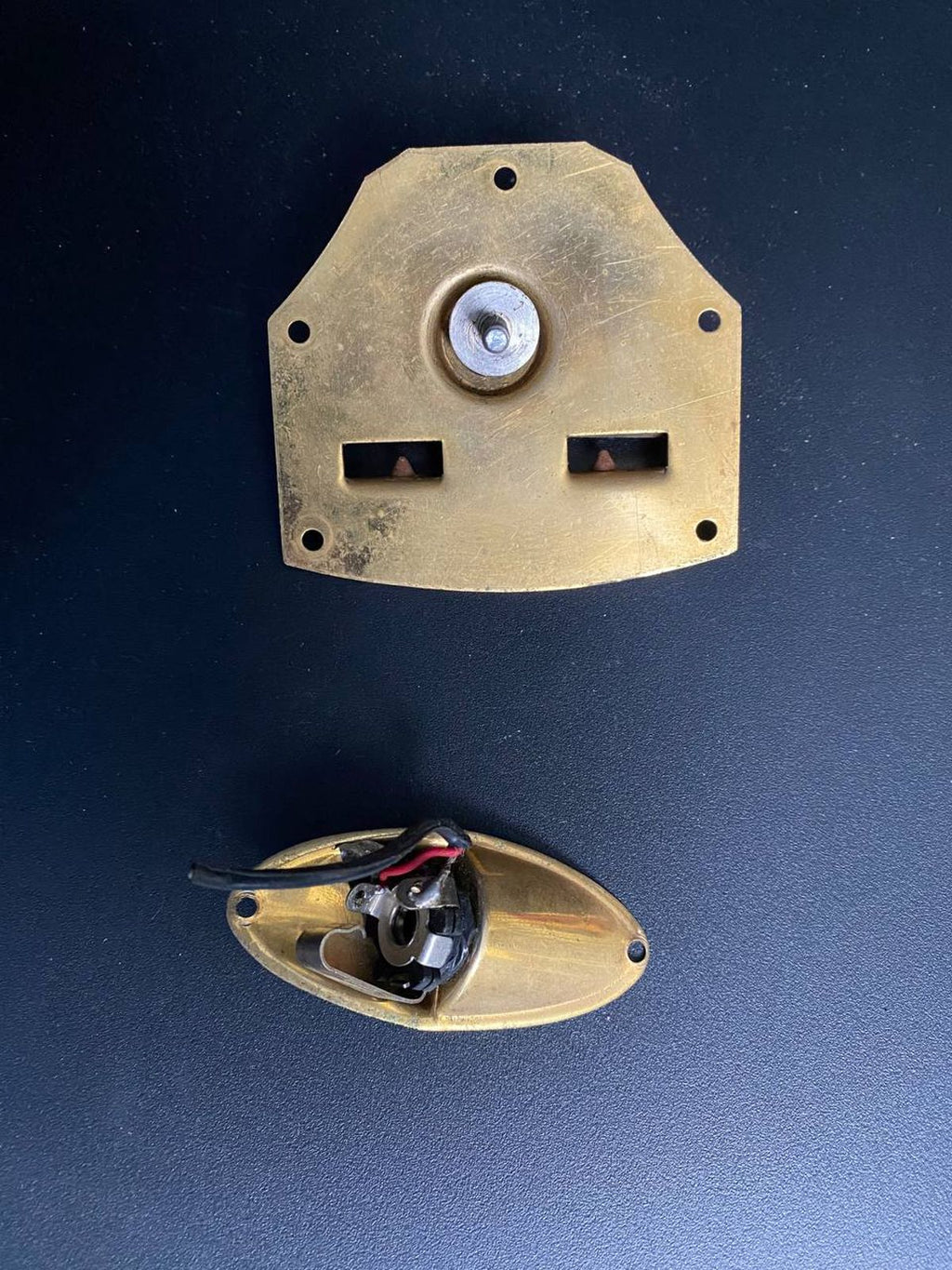 Vintage Made in Italy Tailpiece for Eko Artiston Solo guitars Gold hardware