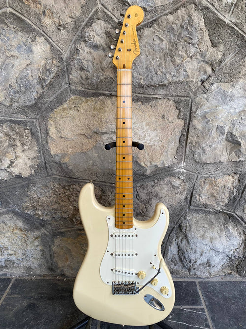 Amazing Fender Stratocaster ST-57 362 CIJ - Yellow Cream - N Serial