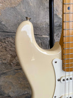 Amazing Fender Stratocaster ST-57 362 CIJ - Yellow Cream - N Serial