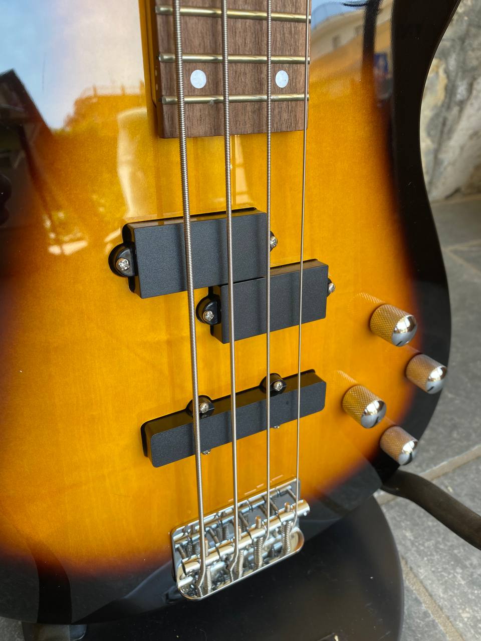 Vision JB8 Electric Bass Guitar (Sunburst) — PJ Pickup Configuration, Brand New + Video Demo