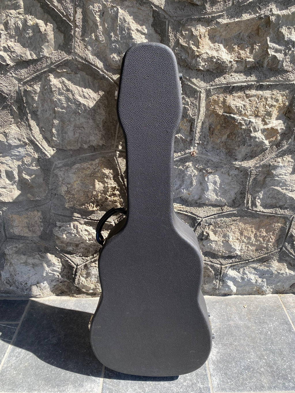 Vintage Hard Shell Acoustic Guitar Case - Red Velvet Interior