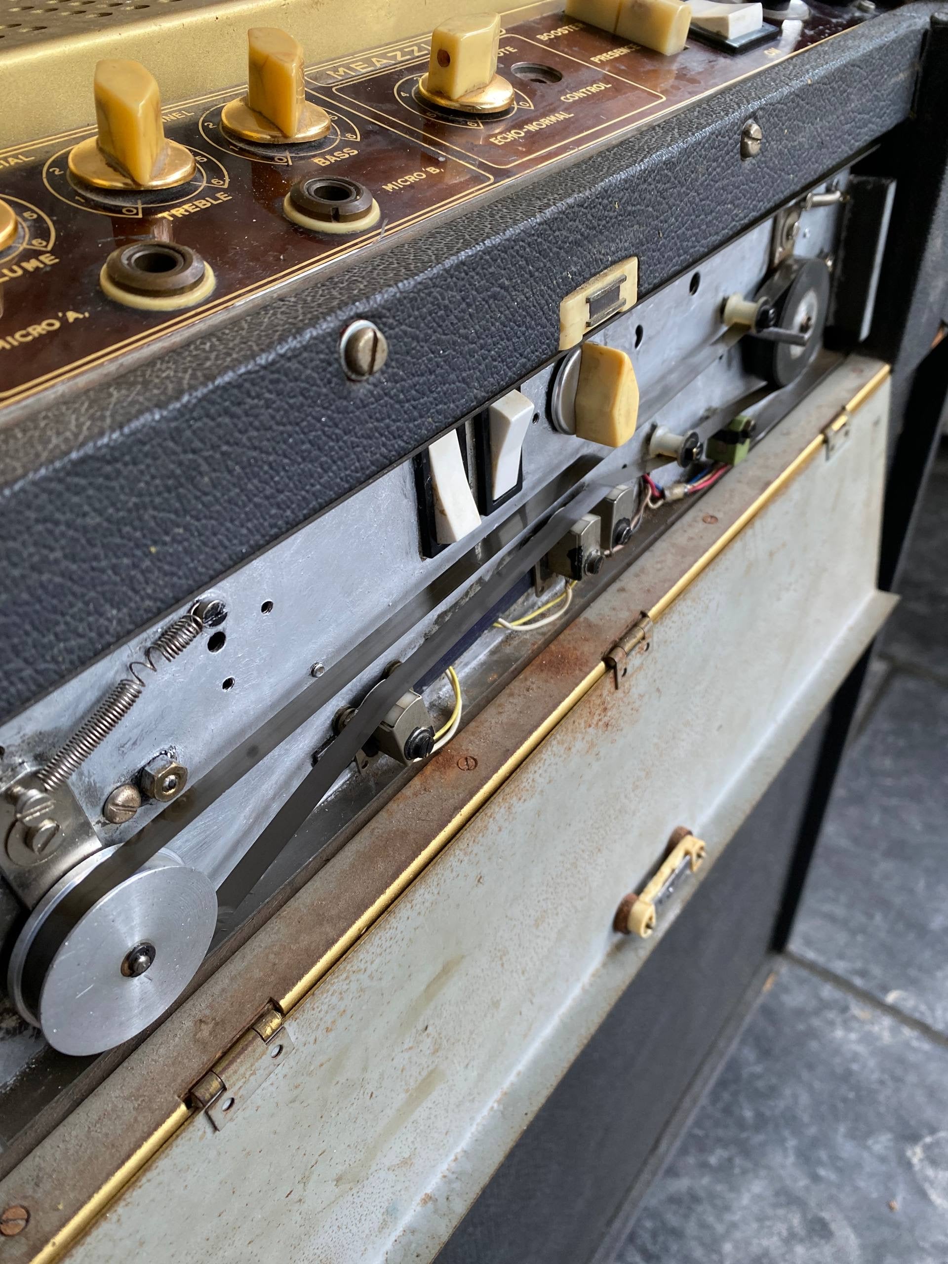 Meazzi Olimpia 40 Amplifier – Made in Italy – Built-in Tape Echo – Fully Working.