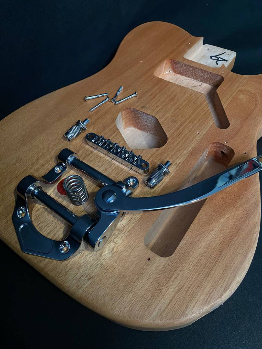 Body Telecaster with Bigsby, new for projects
