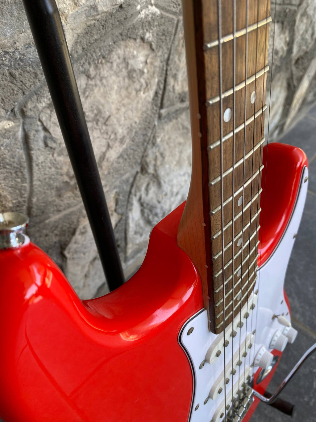 Squier Affinity Series Stratocaster - Fiesta Red - Rosewood Fretboard