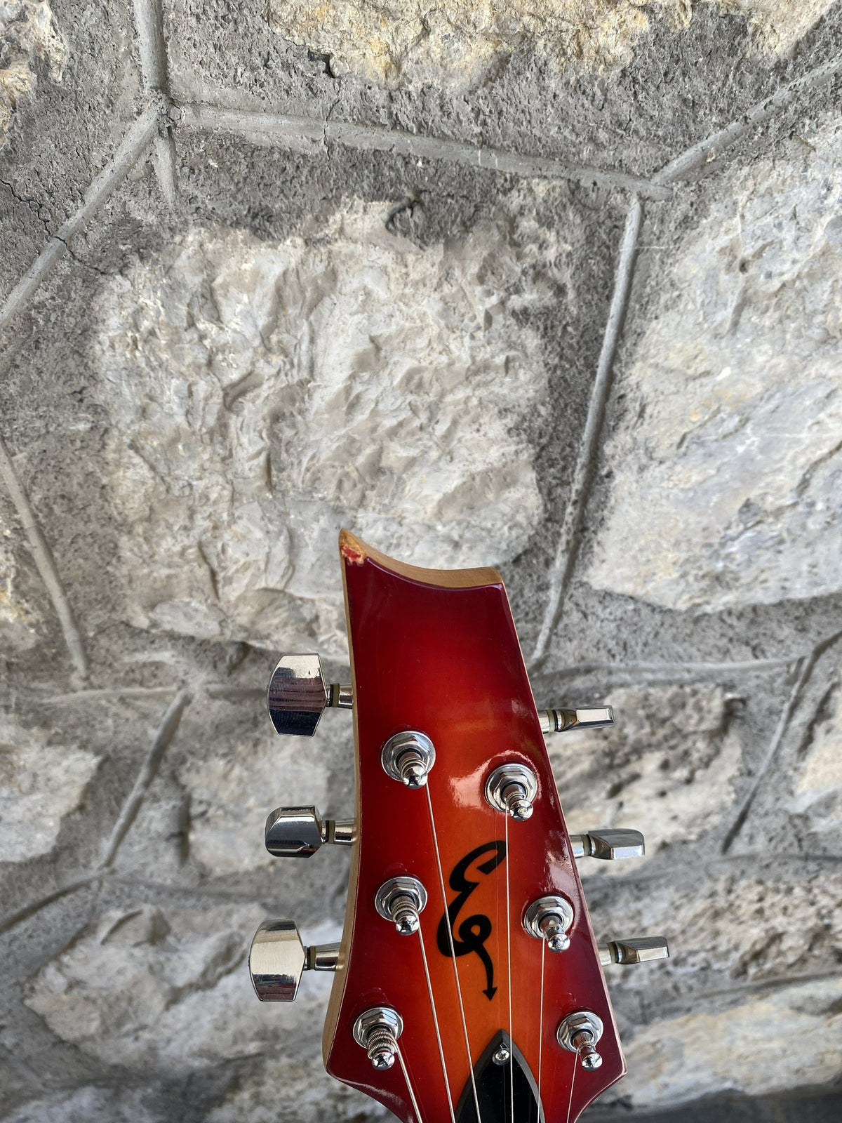 Unbranded Double Cutaway Thinline Acoustic-Electric Guitar — Redburst, Dual Humbuckers & Fretboard Inlays + Video Demo