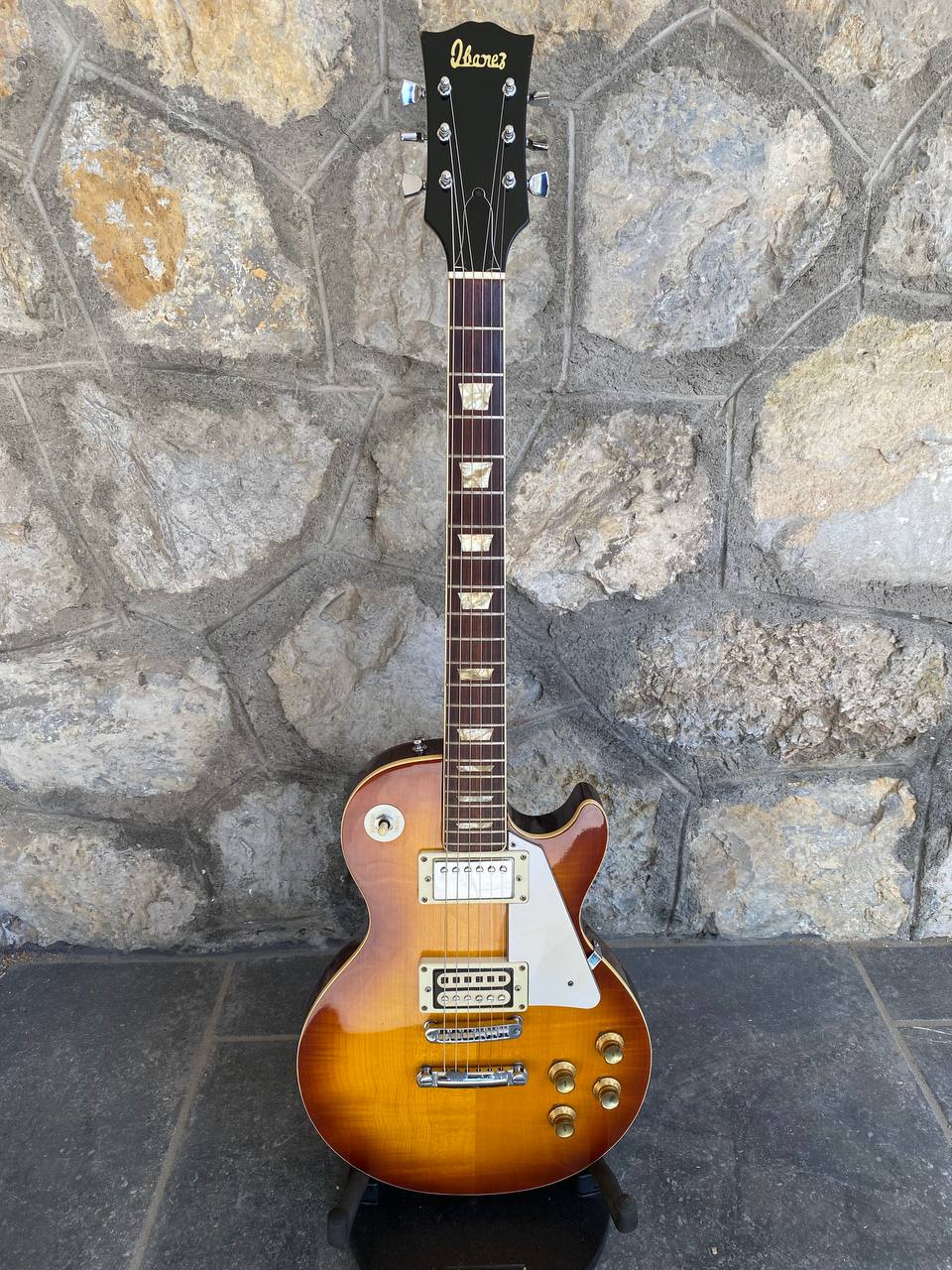 Vintage 1974 Ibanez 2351M Les Paul Model — Made in Japan, Maxon Pickups, All Original with Pickguard & Plate